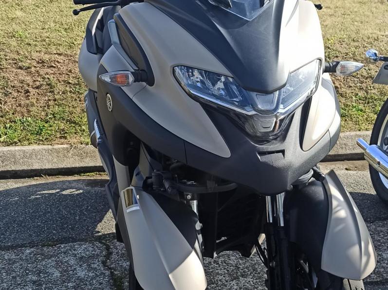 YAMAHA TRICITY 300