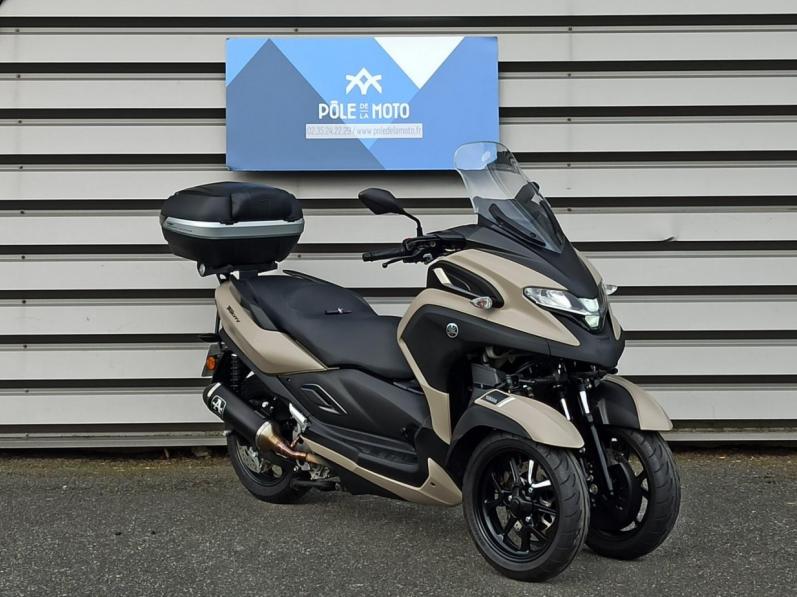 YAMAHA TRICITY 300