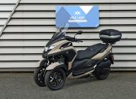 YAMAHA TRICITY 300