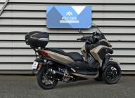 YAMAHA TRICITY 300