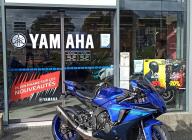 YAMAHA YZF 1000 R1